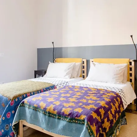 Double In Porta Portese Homestay